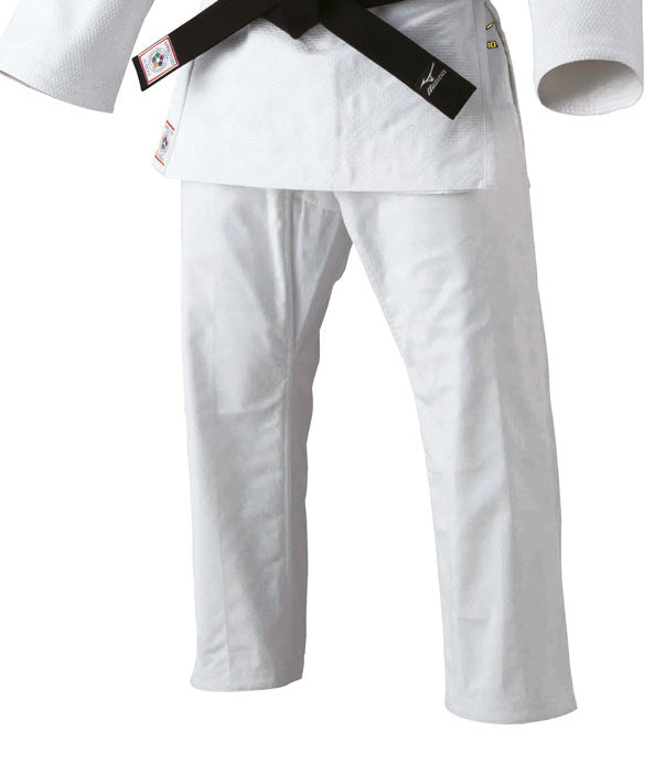Judo-gi MIZUNO YUSHO IJF 750G blanc