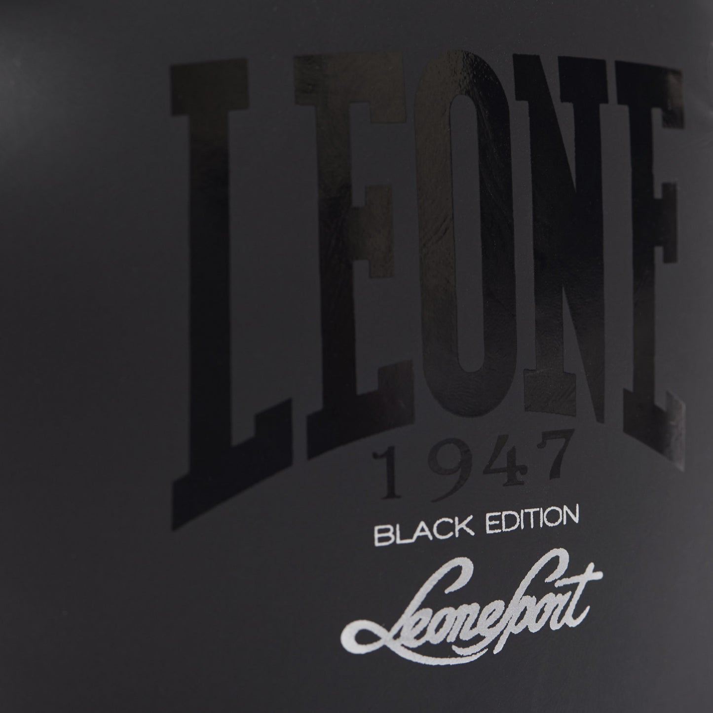 Gants de boxe Black Edition LEONE